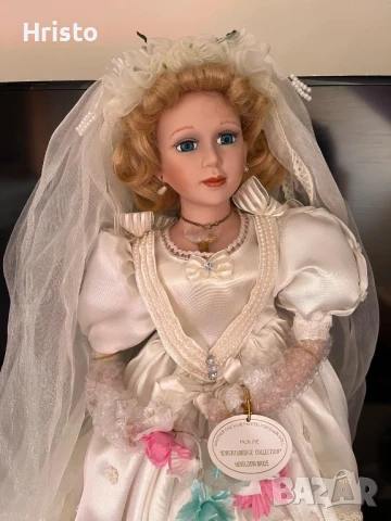 Продавам Лимитирана порцеланова кукла, снимка 2 - Антикварни и старинни предмети - 50505942