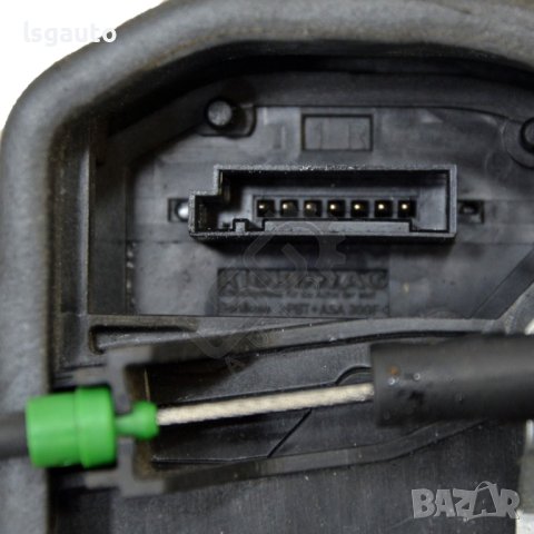 Брава предна дясна врата BMW X3 (E83) 2003-2010 ID:102400, снимка 2 - Части - 40977512