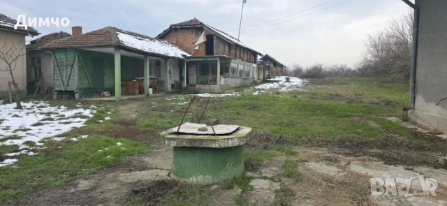 ОТ СОБСТВЕНИК! Мащабен имот на шосе до река Лом – 2 къщи, 3.6 дка двор и кладенец, снимка 4 - Къщи - 52988865