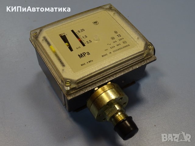 пресостат чешки ESC T2 201 0-2,5 MPa 220V 10A, снимка 2 - Резервни части за машини - 35874113