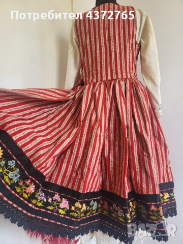 #41 Сливенска носия , снимка 7 - Антикварни и старинни предмети - 52155373