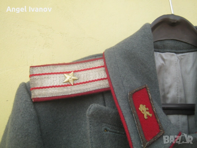 Офицерски шинел - Народна милиция, снимка 4 - Антикварни и старинни предмети - 53870253