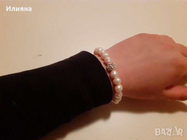 Гривна от перли, снимка 2 - Гривни - 35713491