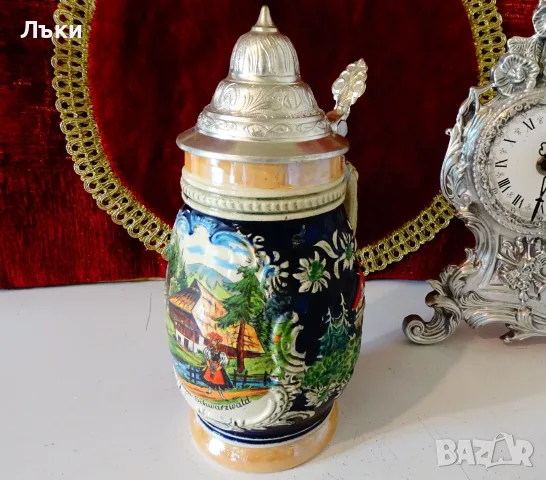 Халба с капак,цветна картина от Шварцвалд. 