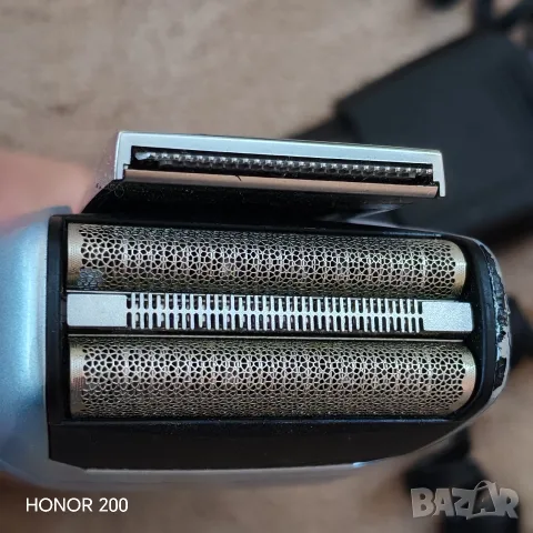 Акумулаторна самобръсначка BRAUN seria 3 330. , снимка 5 - Електрически самобръсначки - 56288993
