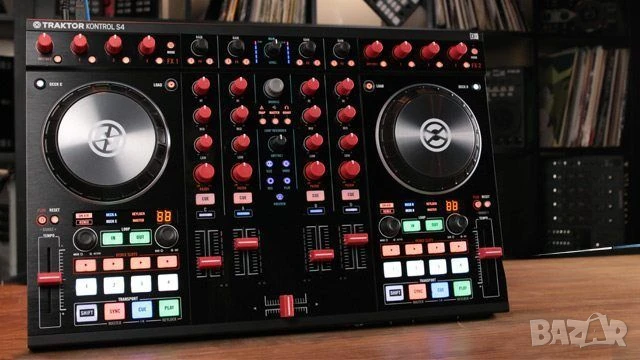 traktor kontrol s4 mk2 като нов + Про софтуер