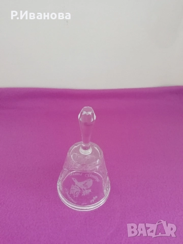 Красива кристална коледна камбанка , снимка 5 - Антикварни и старинни предмети - 52529142