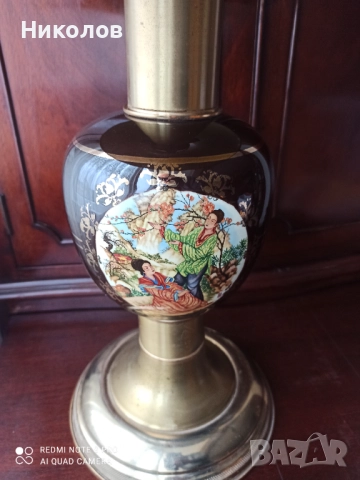 Настолна лампа порцелан и месинг , снимка 2 - Настолни лампи - 52573915