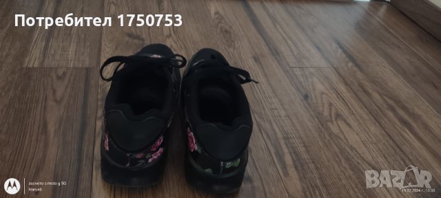 Дамски обувки сникърси на цветя, снимка 5 - Дамски ежедневни обувки - 44369117