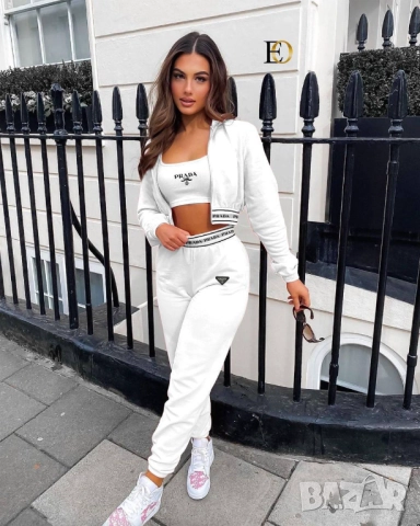 дамски екипи prada