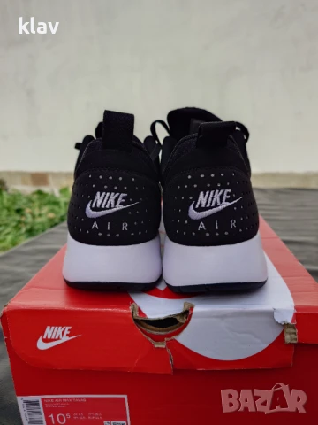 Маратонки Nike AIR MAX TAVAS 44.5, снимка 5 - Маратонки - 50488420