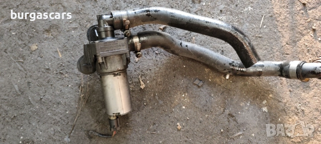 Водна помпа 6411-8 369 806 Bmw 118D - 122к.с E87 2005г 