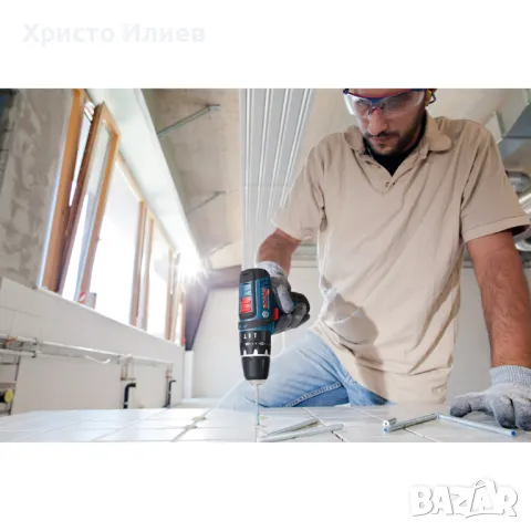 Акумулаторен винтоверт BOSCH GSR 12V-15 Professional 2 x 2,0 Ah батерии зарядно аксесоари чанта, снимка 4 - Винтоверти - 49466419