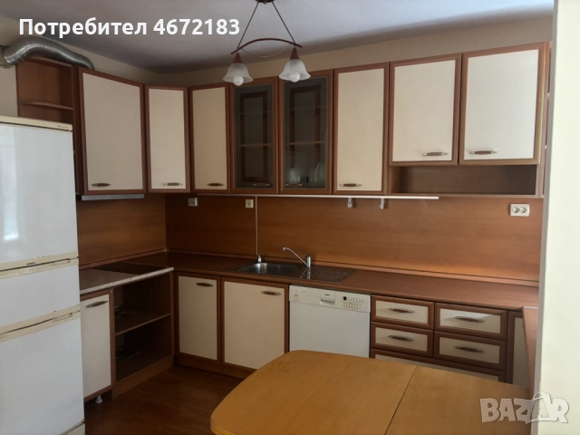 Продавам обзаведен етаж от къща в центъра на града, снимка 5 - Етаж от къща - 52696016