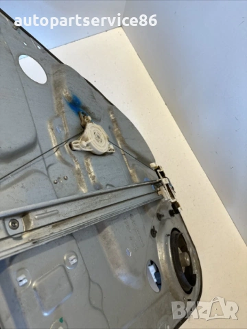 Мотор на механизма за задно ляво стъкло за KIA Carens 2007–2011, 83470-1D050