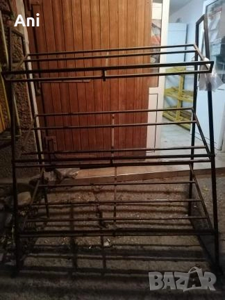 Метален стелаж, снимка 2 - Стелажи и щандове - 52185955