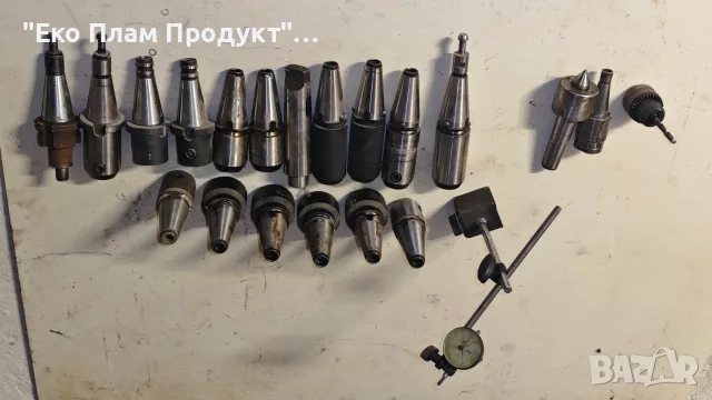 Продавам CNC държачи