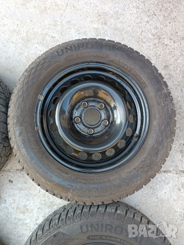 Неразличими от нови зимни гуми Uniroyal с джанти 15, снимка 4 - Гуми и джанти - 44658543