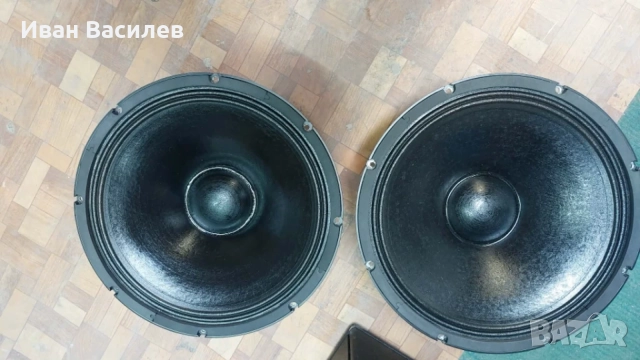 продавам 15-инчови говорители B&C -15-500W