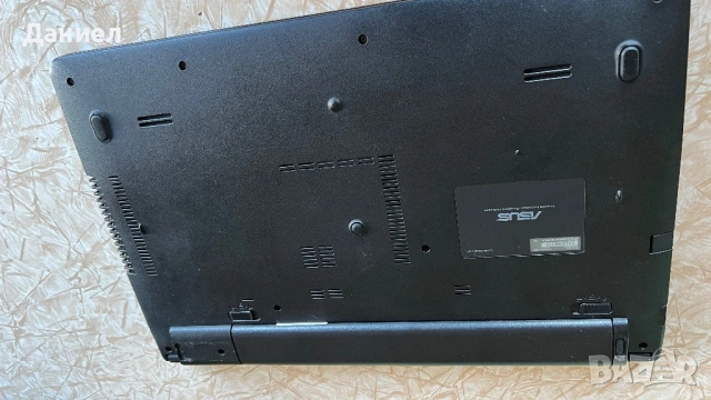 Лаптоп Asus X501, снимка 7 - Лаптопи за дома - 53614150