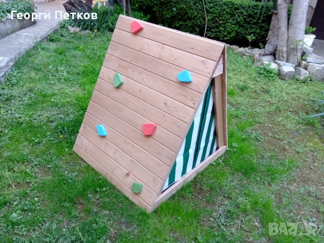 Детска дървена къщичка, с рампа за катерене., снимка 4 - Образователни игри - 51308265