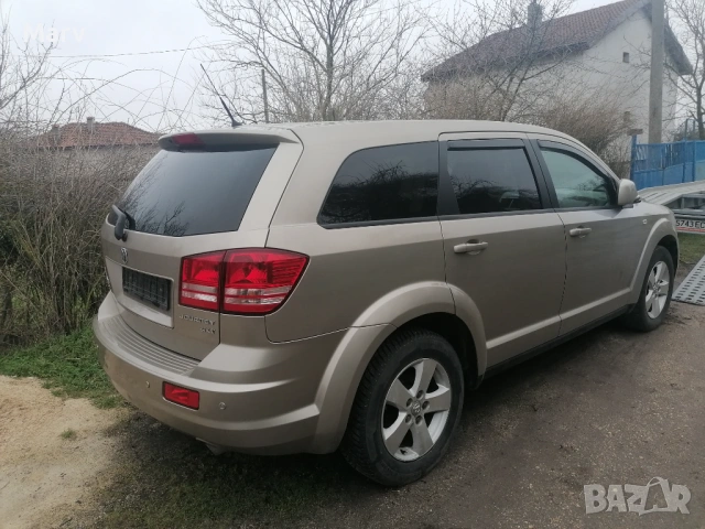 Dodge Jourbey 2.0 дизел на части , снимка 4 - Автомобили и джипове - 53397132