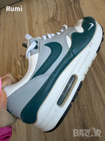 Оригинални маратонки Nike Air Max 1! 42,5 н, снимка 9 - Маратонки - 51253571