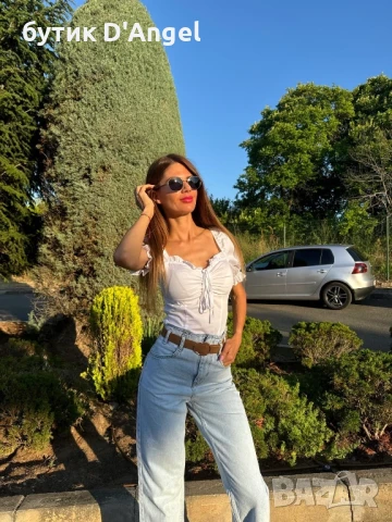 Кокетна блуза в бяло с къдрички, снимка 2 - Корсети, бюстиета, топове - 50786996