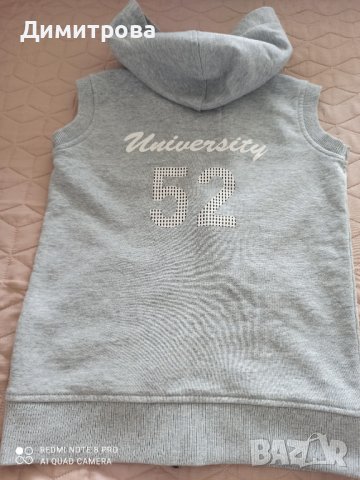 Детско елече , снимка 2 - Детски якета и елеци - 41100278