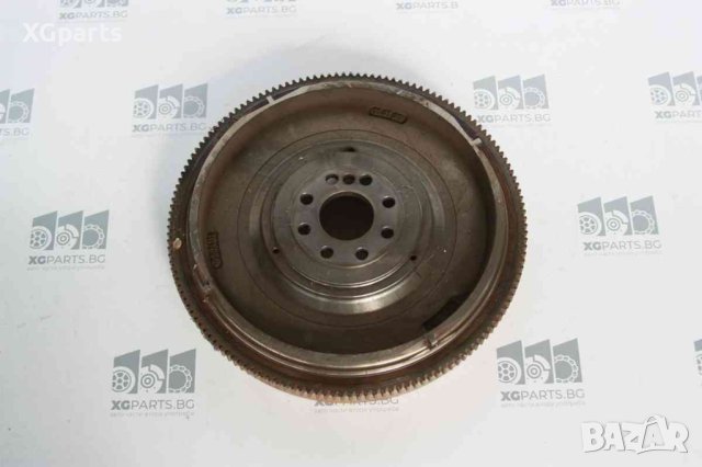  Маховик за Mercedes C-class W202 C220D 95к.с. (1993-2000), снимка 2 - Части - 41082357
