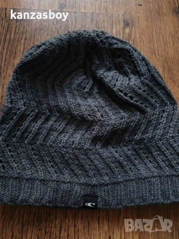 o'neill - страхотна зомна шапка КАТО НОВА, снимка 3 - Шапки - 53505268