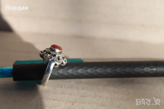 Дамски сребърен пръстен камънъни маркезит и карнеол, снимка 2 - Пръстени - 48425793