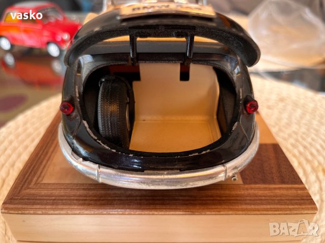 BMW 502 Maisto 1:18, снимка 6 - Колекции - 42313422