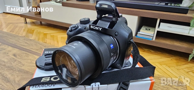 Sony DSC-HX400V фотоапарат | Като нов | Пълен комплект | Чанта + батерии + SD карти, снимка 2 - Фотоапарати - 53245607