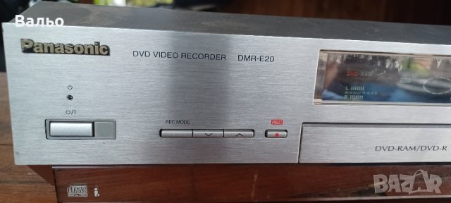 Panasonic DMR-E 20 DVD RAM, снимка 1 - Плейъри, домашно кино, прожектори - 42293633