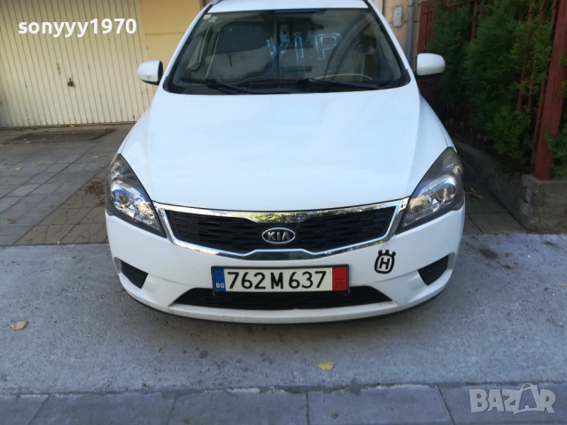 KIA CEED 1.6CRDI-6 СКОРОСТИ-ВНОС АВСТРИЯ 1509251712, снимка 5 - Автомобили и джипове - 51723241