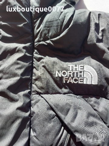 Използвана в отлично състояние зимна пухена парка The North Face M , снимка 4 - Якета - 52828903
