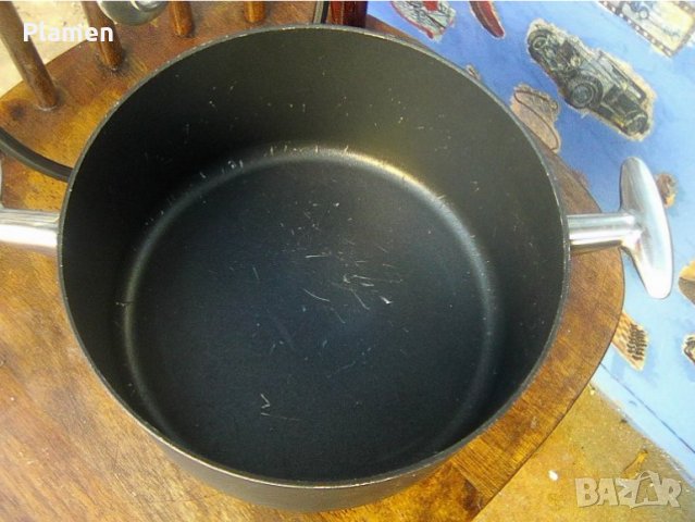 Италианска тенджера с незалепващо покритие и дъно от алуминий със стъклен капак с гумена обвивка 2, снимка 4 - Съдове за готвене - 39230767