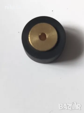 Притискаща ролка за декове  13/8/6/2  -10лв 