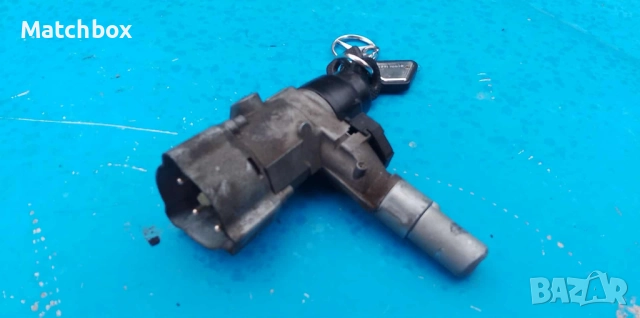 Контактен ключ за Мерцедес 124 автоматик , бензин, снимка 2 - Части - 36472758