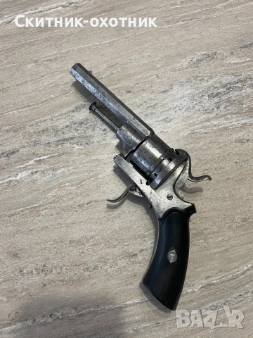 Френски револвер от 19 век, снимка 2 - Антикварни и старинни предмети - 53146997