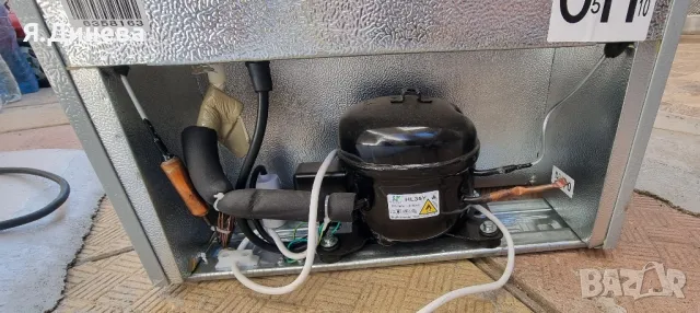 Хладилник Klarstein 46L за части, снимка 8 - Хладилници - 47420639