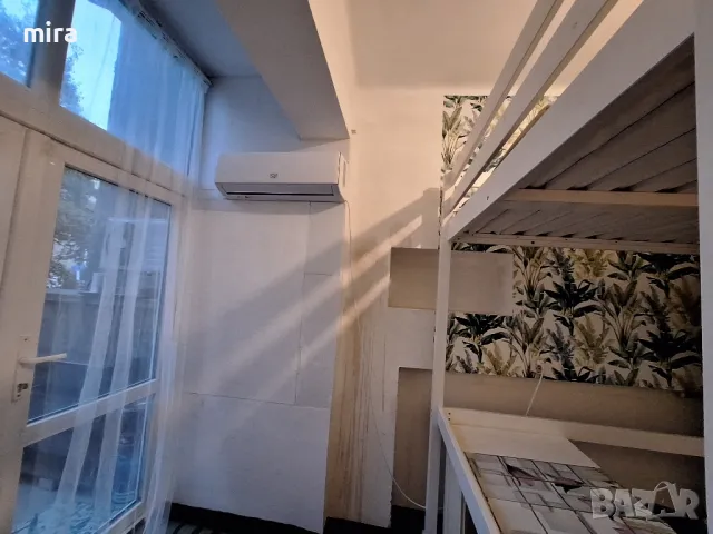 Обзаведена стая с нови мебели Център до метро. за момиче, снимка 6 - Стаи под наем - 47624745