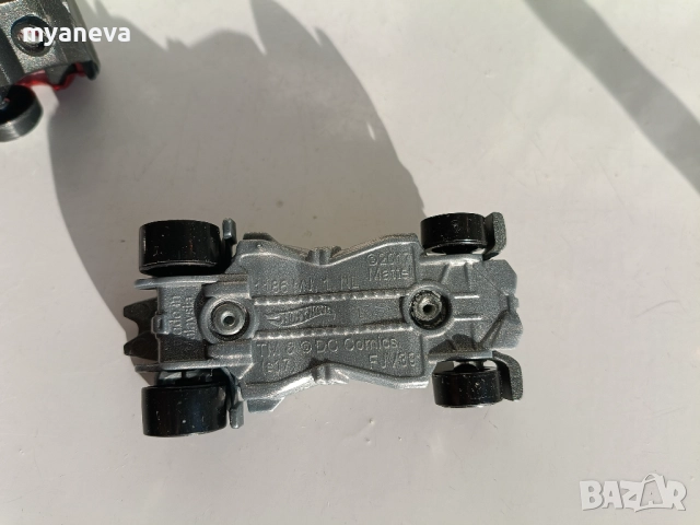 Колекция от 50 бр . умалени модели автомобили Matchbox , Hot Wheels , Maisto и други , снимка 7 - Коли, камиони, мотори, писти - 51894693