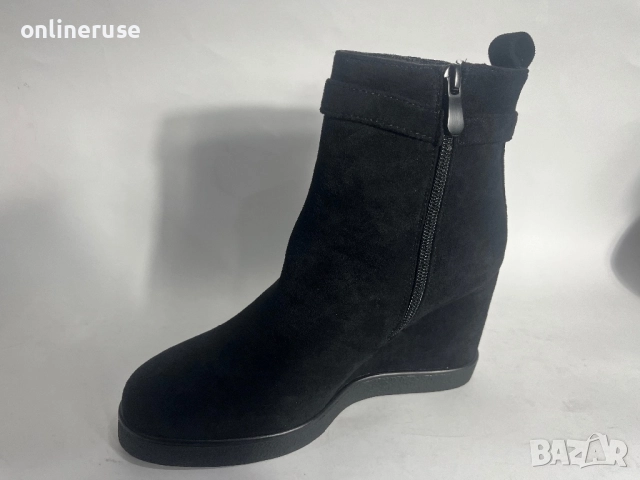 Дамски боти на платформа, снимка 2 - Дамски боти - 52211277