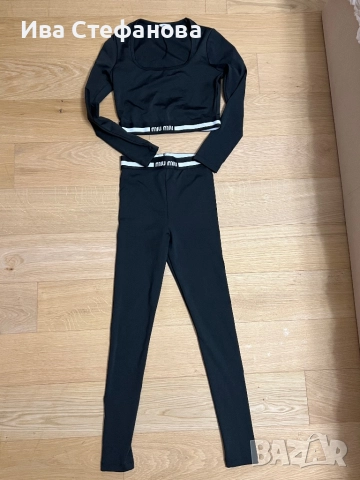 Miu Miu спортен нов елегантен  черен еластичен сет комплект две части топ и клин , снимка 2 - Комплекти - 46910237