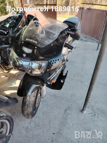 Honda cbr 919 на части , снимка 2 - Мотоциклети и мототехника - 52109597