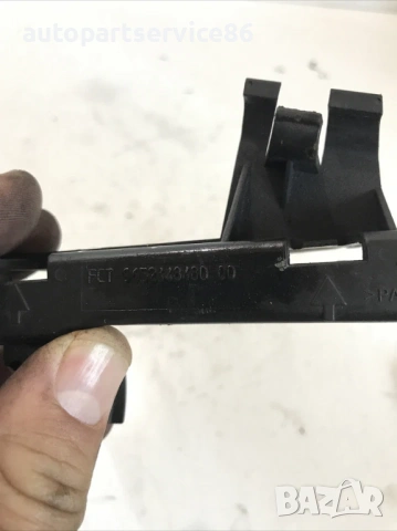 Държач за скоба за Peugeot 407 1.6 HDI (2005) 9652448480 , снимка 2 - Части - 53698881