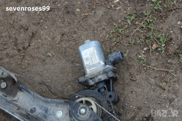 Ел машинка стъкло 519B3616 Фиат Панда 3 1.3D 2012-2022 Fiat Panda 3 4врати, снимка 2 - Части - 49666176