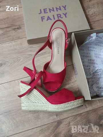 червени сандали на платформа - размер 38